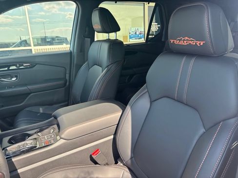 Certified 2026 Honda Pilot TrailSport image 11