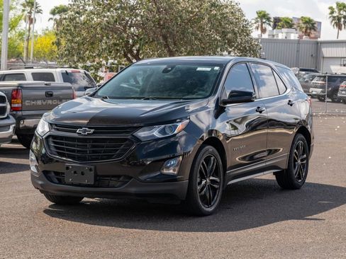 Used 2020 Chevrolet Equinox LT w/ Midnight Edition image 3