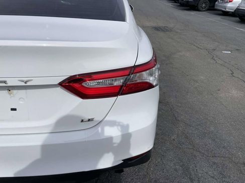 Used 2019 Toyota Camry LE image 16