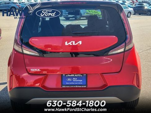 Used 2024 Kia Soul LX w/ Option Group 015 FWD image 5