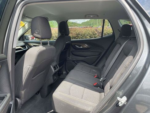 Used 2021 GMC Terrain SLE w/ Driver Convenience Package FWD image 3