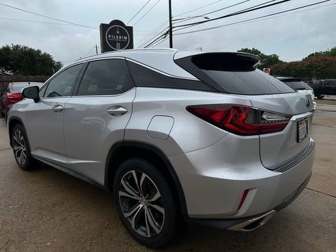 Used 2017 Lexus RX 350 FWD image 3