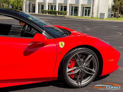 Used 2019 Ferrari 488 GTB RWD image 63