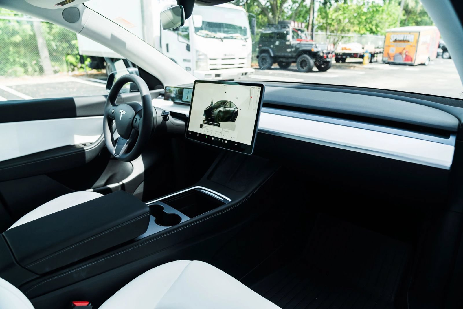 Used 2022 Tesla Model Y Performance AWD/4WD image 33