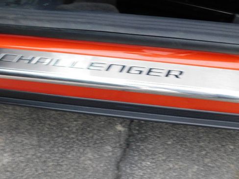 Used 2008 Dodge Challenger SRT8 image 71