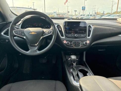 Used 2023 Chevrolet Malibu LT FWD image 12