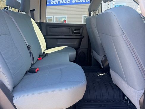 Used 2018 RAM 2500 Tradesman w/ Chrome Appearance Group AWD/4WD image 28