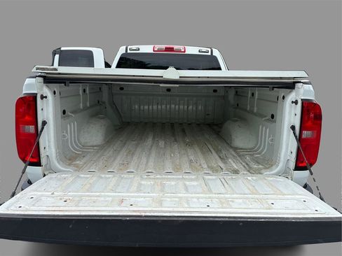Used 2020 Chevrolet Colorado LT w/ Safety Package RWD image 29