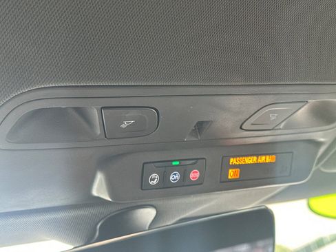 Used 2023 Chevrolet Camaro SS RWD image 21