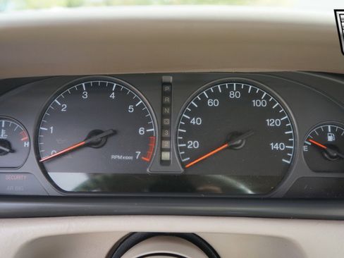 Used 2001 Cadillac Eldorado ESC w/ Comfort/Convenience Pkg image 14