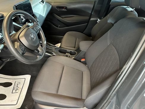 Used 2023 Toyota Corolla LE w/ LE Convenience Package AWD/4WD image 19