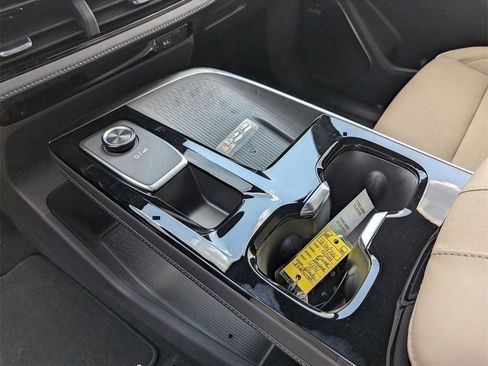 New 2026 Buick Enclave Preferred w/ Power Package image 18