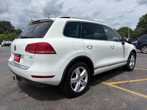 Used 2013 Volkswagen Touareg Sport AWD/4WD image 6