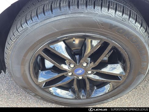 Used 2018 Ford Edge SEL w/ Equipment Group 201A image 10