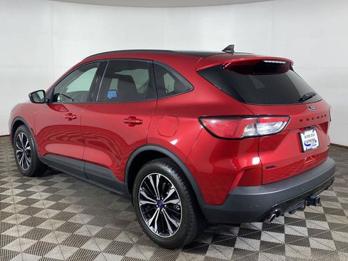 Used 2022 Ford Escape SEL w/ SEL Stealth AWD Package image 4
