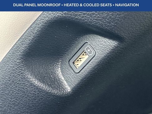 Used 2021 Hyundai Palisade Limited AWD/4WD image 25