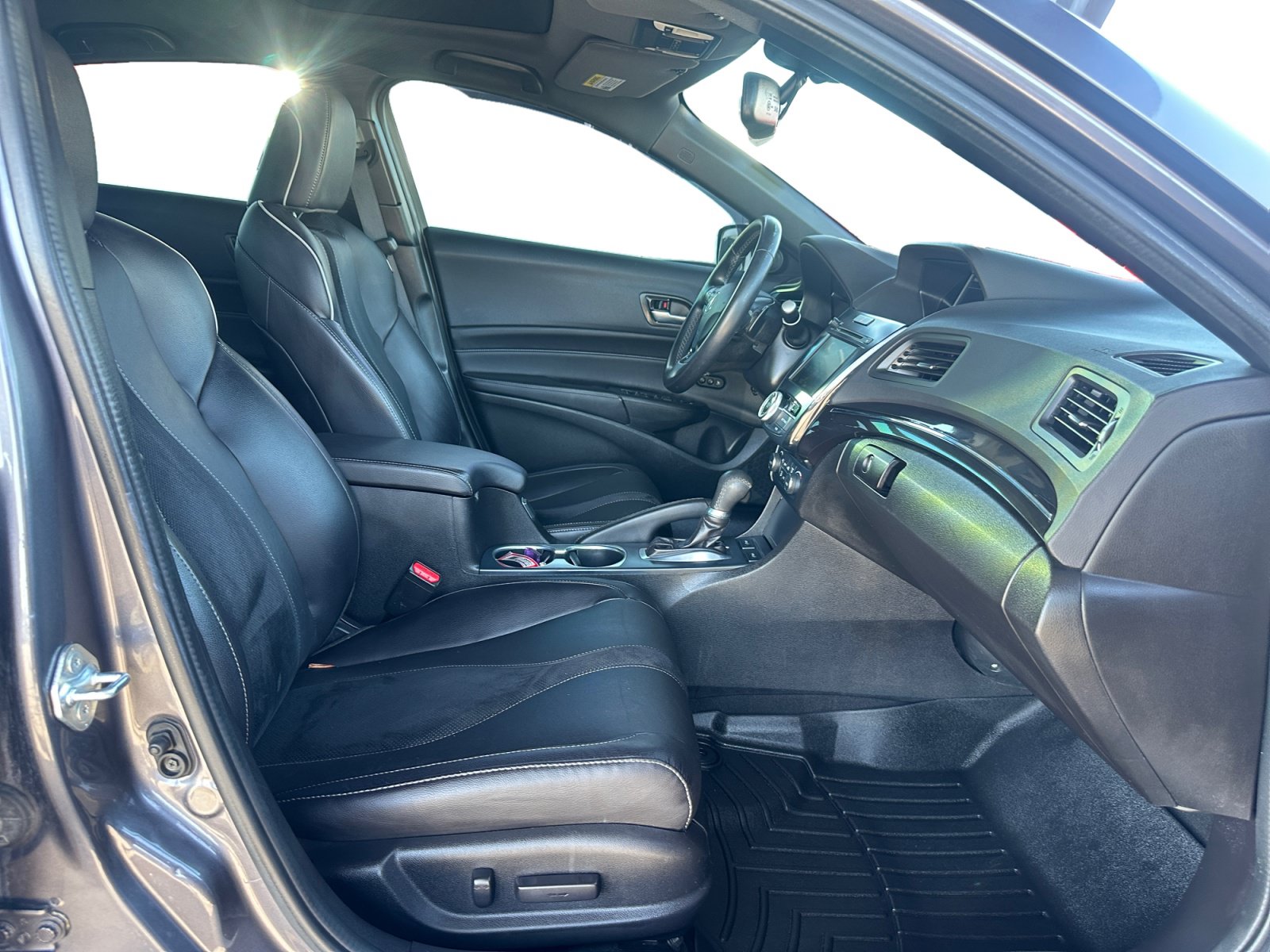 Used 2021 Acura ILX w/ Premium & A-SPEC Package FWD image 15