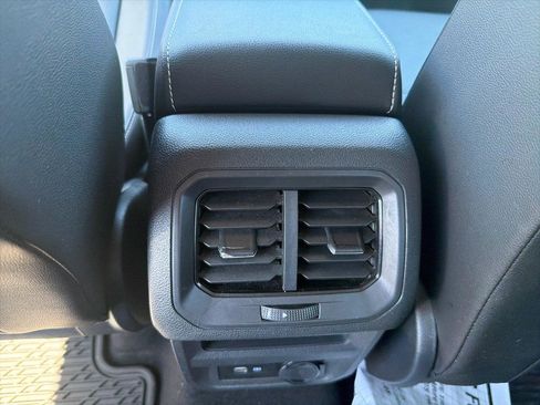Used 2021 Volkswagen Tiguan SE w/ 3rd Row Seat Package AWD/4WD image 21