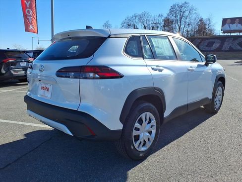 New 2026 Toyota Corolla Cross L image 4