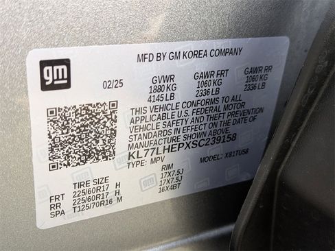 Used 2025 Chevrolet Trax LT w/ LT Convenience Package image 32