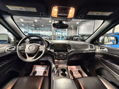 Used 2021 Jeep Grand Cherokee Limited AWD/4WD image 46