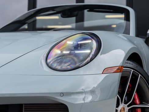 New 2026 Porsche 911 Carrera 4S image 17