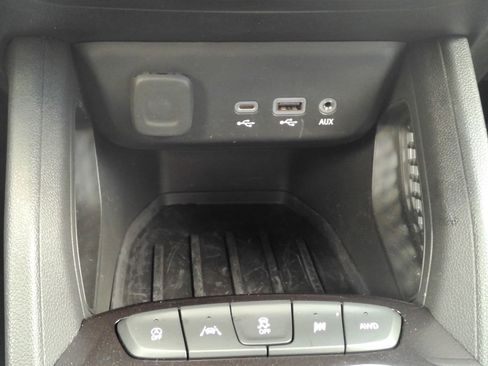 Certified 2023 Chevrolet TrailBlazer LT AWD/4WD image 21