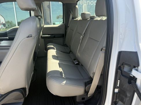 Used 2017 Ford F450 XL w/ Power Equipment Group AWD/4WD image 9