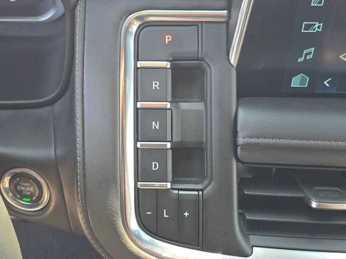 Used 2023 Chevrolet Suburban High Country w/ Max Trailering Package RWD image 33