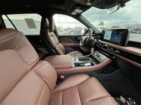 New 2026 Lincoln Aviator Reserve image 20
