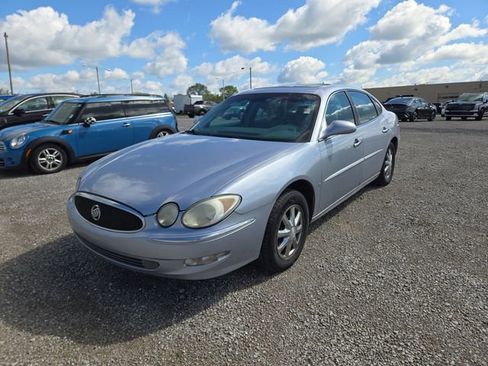 Used 2006 Buick LaCrosse CXL w/ Driver Confidence Package FWD image 2
