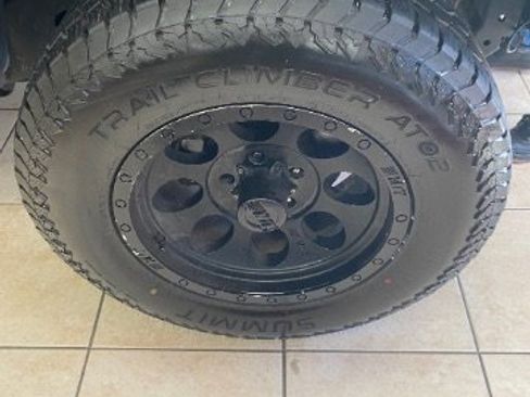 Used 2016 Jeep Wrangler Sport AWD/4WD image 18