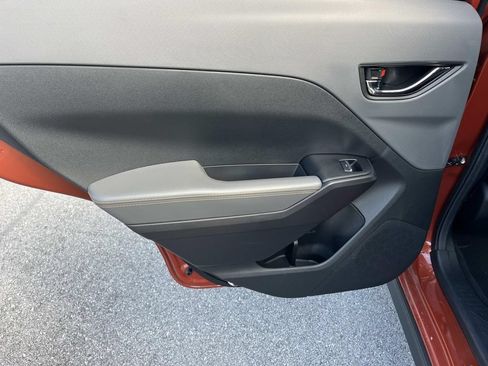 Used 2025 Subaru Crosstrek 2.5i Limited w/ Crosstrek Mirror Package AWD/4WD image 19