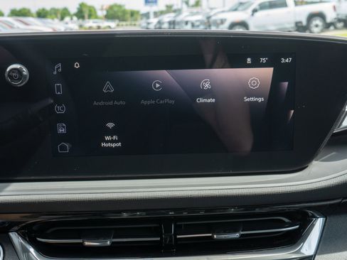 New 2026 Buick Envista Sport Touring FWD image 17