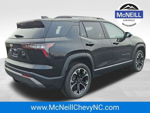 New 2026 Chevrolet Equinox LT w/ Convenience Package II image 3