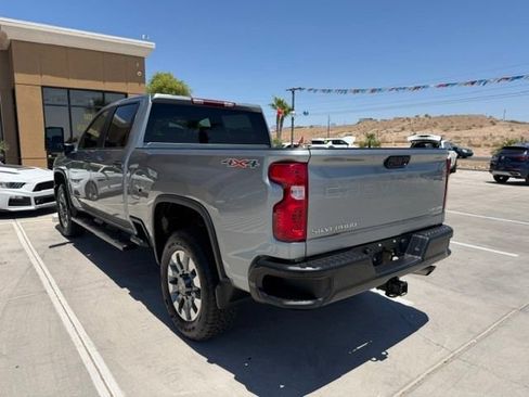 Used 2025 Chevrolet Silverado 2500 Custom w/ Custom Convenience Package AWD/4WD image 3