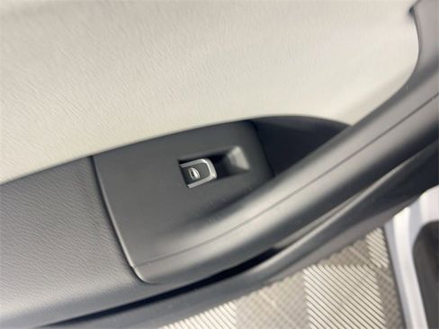 Used 2017 Audi Q3 2.0T Premium Plus w/ Premium Plus Package image 23