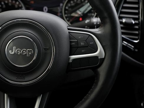 Used 2020 Jeep Compass Limited AWD/4WD image 11