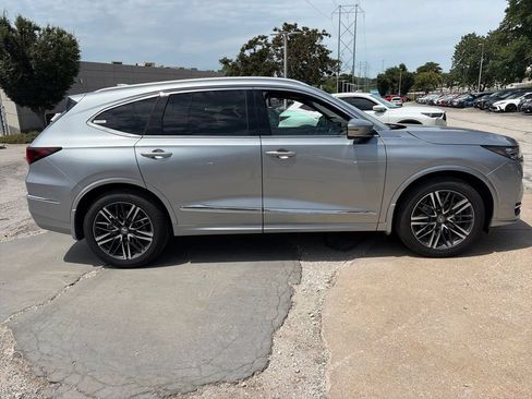 Used 2026 Acura MDX SH-AWD w/ Advance Package image 4