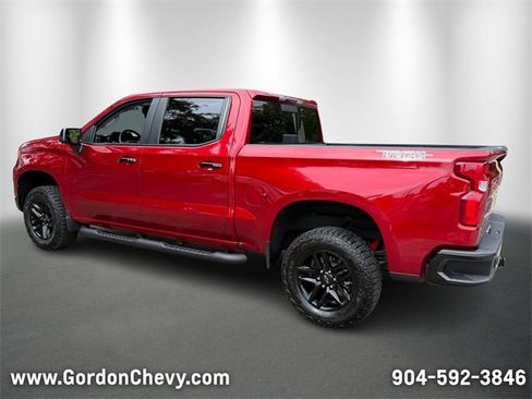 Used 2025 Chevrolet Silverado 1500 LT Trail Boss w/ Convenience Package II image 3
