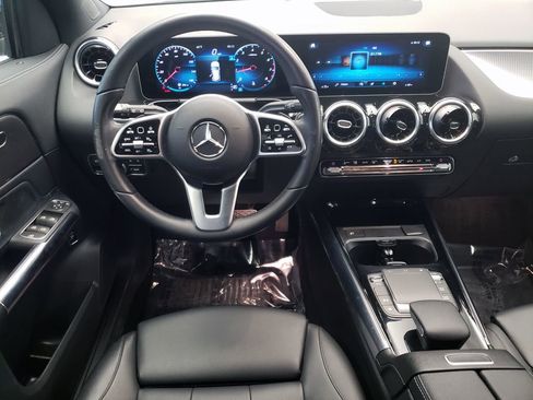 Certified 2021 Mercedes-Benz GLA 250 4MATIC image 23