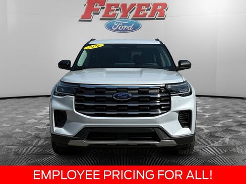 New 2026 Ford Explorer Active AWD/4WD image 8