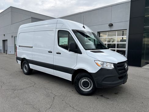 New 2025 Mercedes-Benz Sprinter 2500 image 2