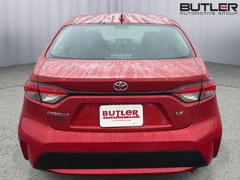 Used 2020 Toyota Corolla LE FWD image 5