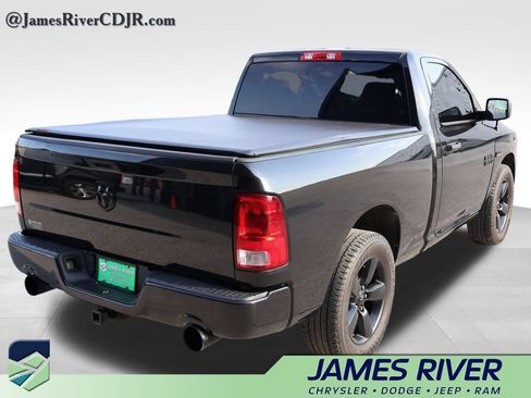 Used 2017 RAM 1500 Express w/ Black Ram 1500 Express Group RWD image 5