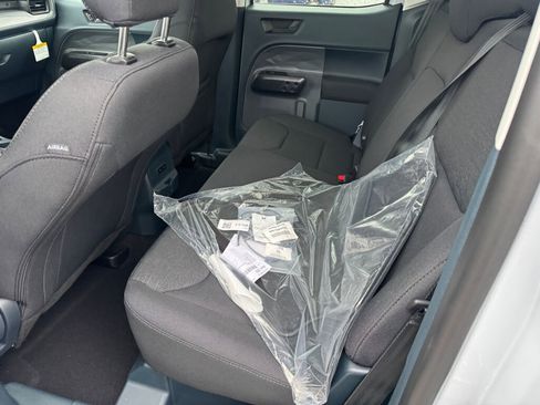 New 2025 Ford Maverick XL image 15