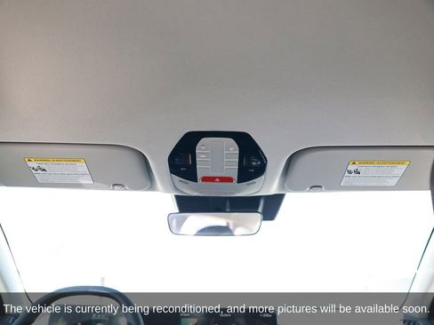 Used 2025 Kia K4 LXS image 29