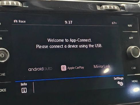 Used 2019 Volkswagen Golf R 4-Door AWD/4WD image 39