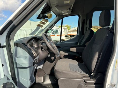 Used 2018 Ford Transit 350 XL image 17