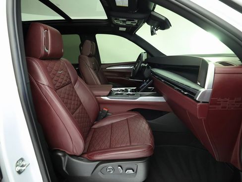 Used 2026 Cadillac Escalade Sport w/ Touring Package image 10